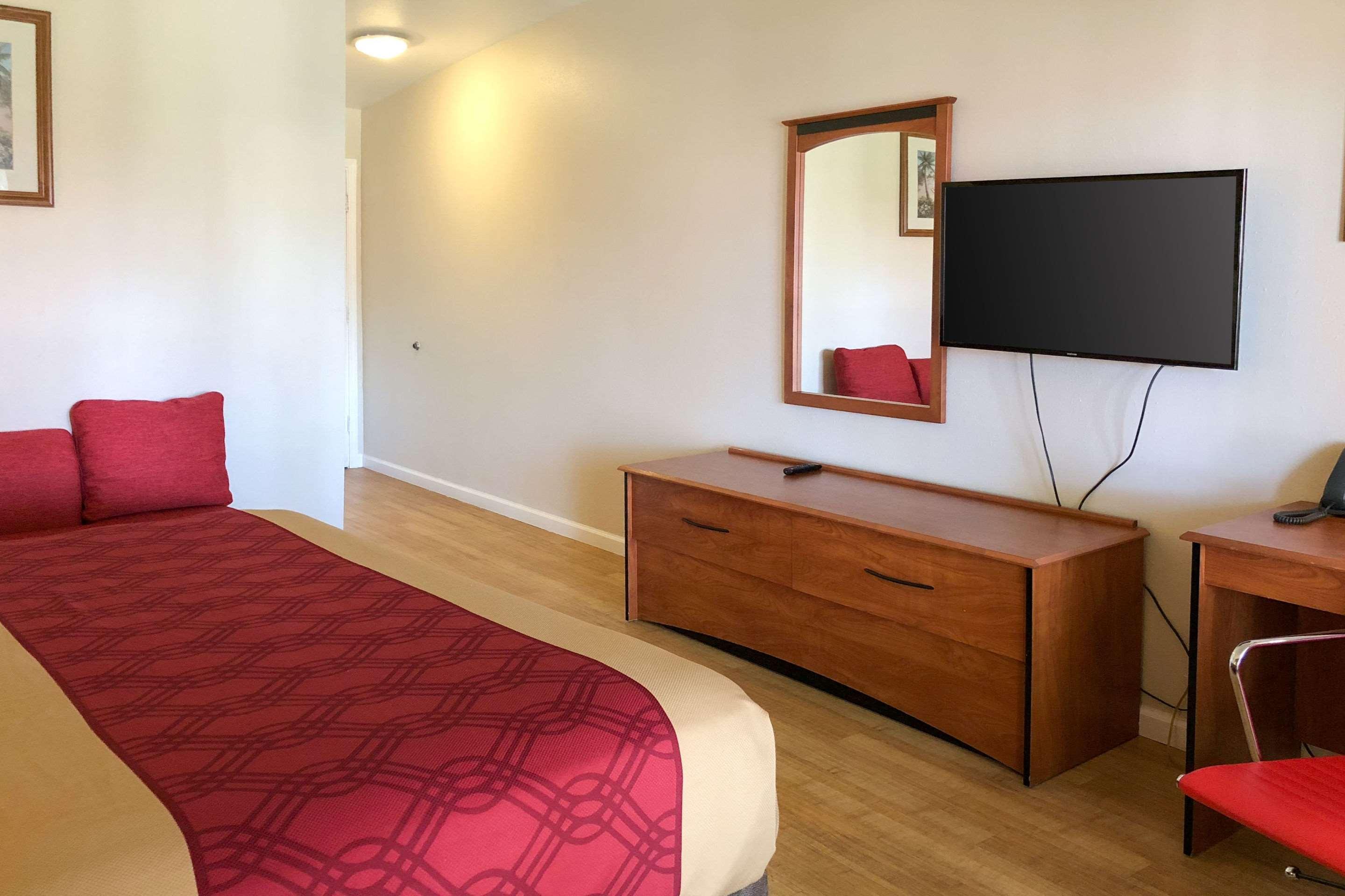 Econo Lodge Inn & Suites Oakland Airport Kültér fotó