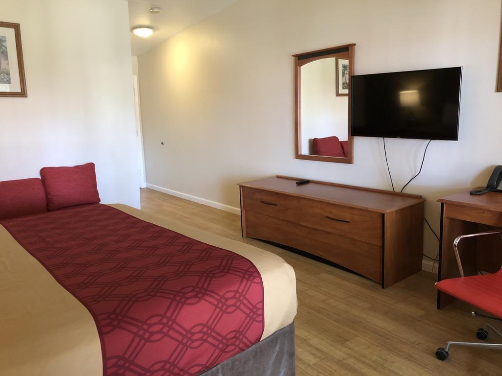 Econo Lodge Inn & Suites Oakland Airport Kültér fotó