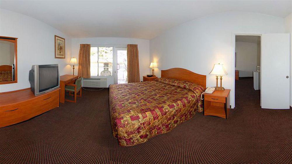 Econo Lodge Inn & Suites Oakland Airport Kültér fotó